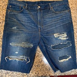 Mens Levi shorts size 42